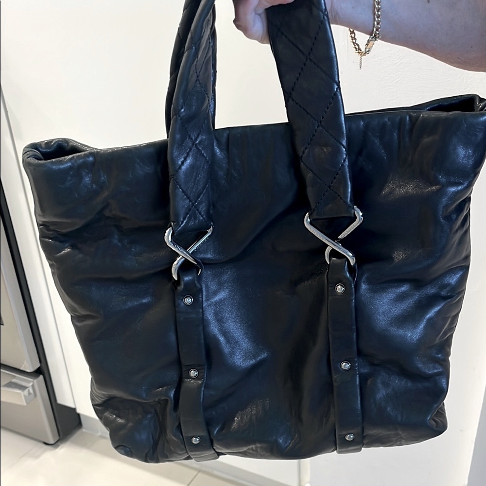 Chanel Black Quilted Tote Bag - Picture 3 of 5